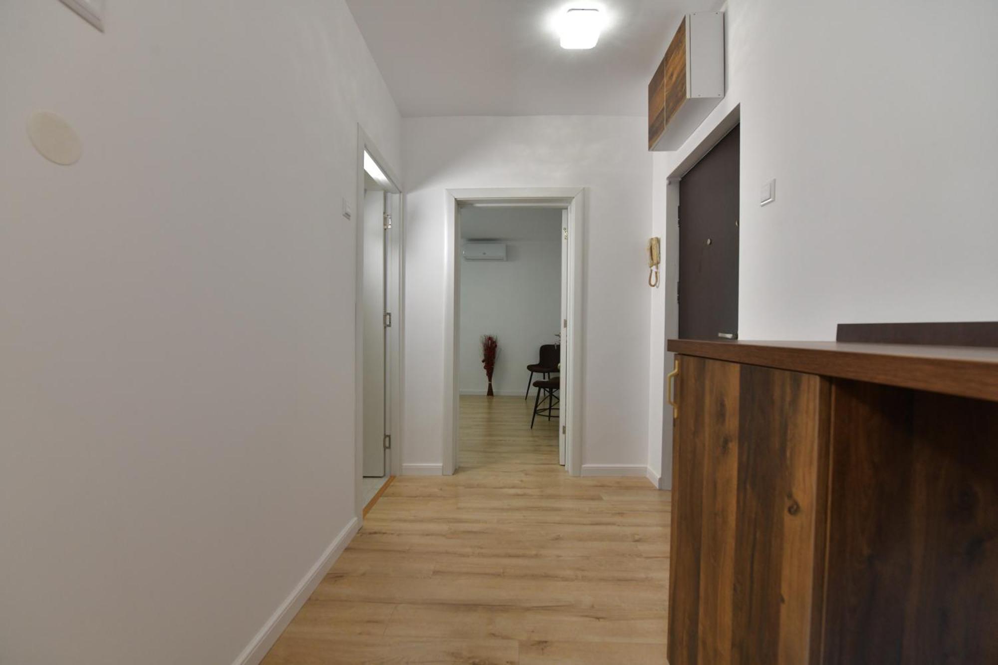 Luxury Studio / Ghencea Apartment Bukares Bagian luar foto
